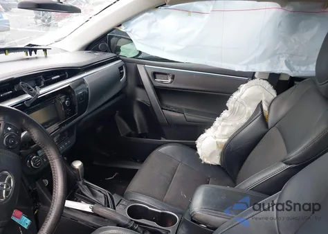 2015 Toyota Corolla S Plus z USA, uszkodzony, nr VIN 2T1BURHEXFC378908